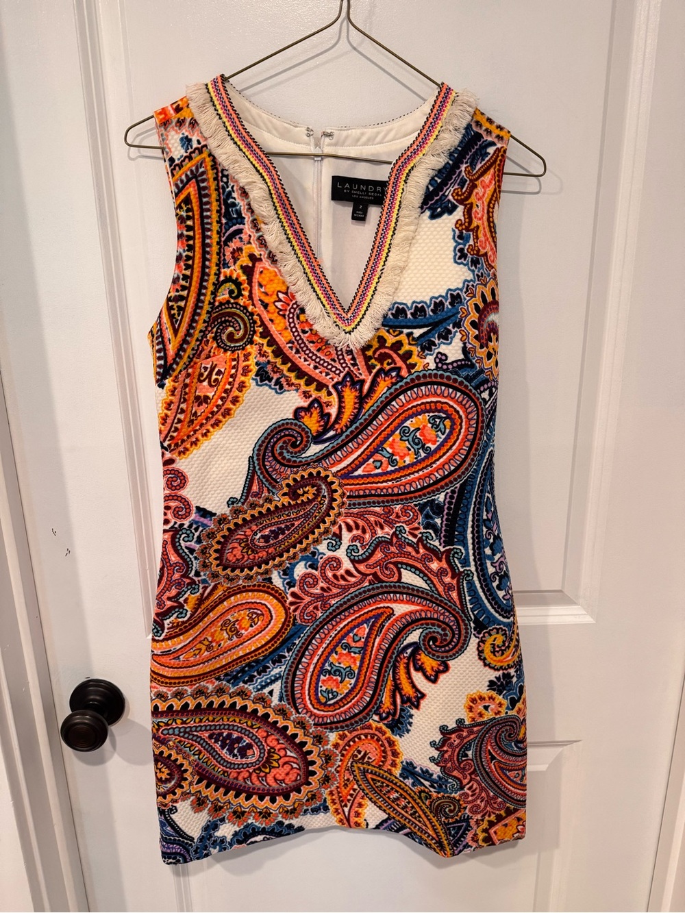 LAUNDRY by Shelli Segal Multicolor Paisley V-Neck Shift Dress